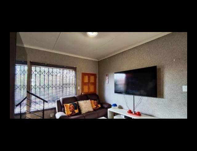 2 BEDROOM DUPLEX FOR SALE IN DAWN PARK EXT